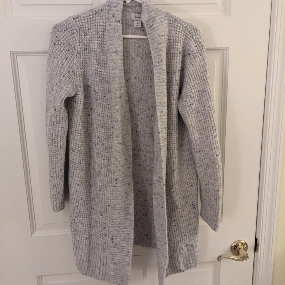 Gray Old Navy sweater